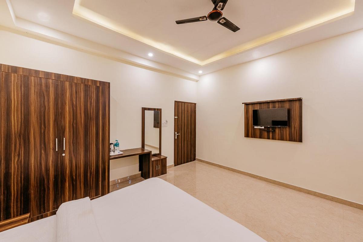Aditya Palace Pushkar Bagian luar foto