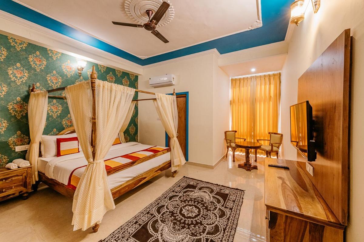 Aditya Palace Pushkar Bagian luar foto