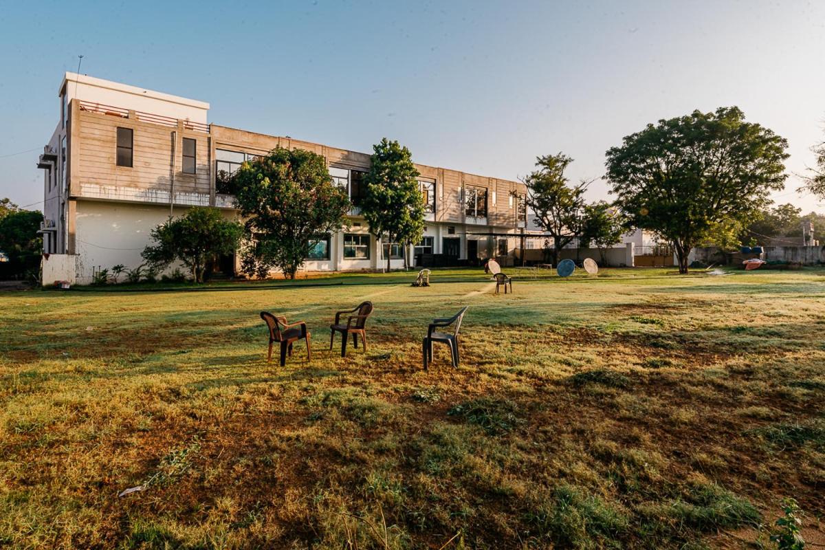 Aditya Palace Pushkar Bagian luar foto